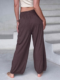 caraucci cocoa brown smocked waist cotton jogger pants with side pockets #color_cocoa