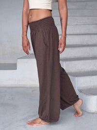 caraucci cocoa brown smocked waist cotton jogger pants with side pockets #color_cocoa
