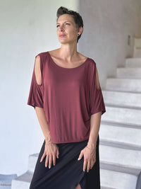 caraucci loose one size peekaboo shoulder short sleeve maroon top #color_wine