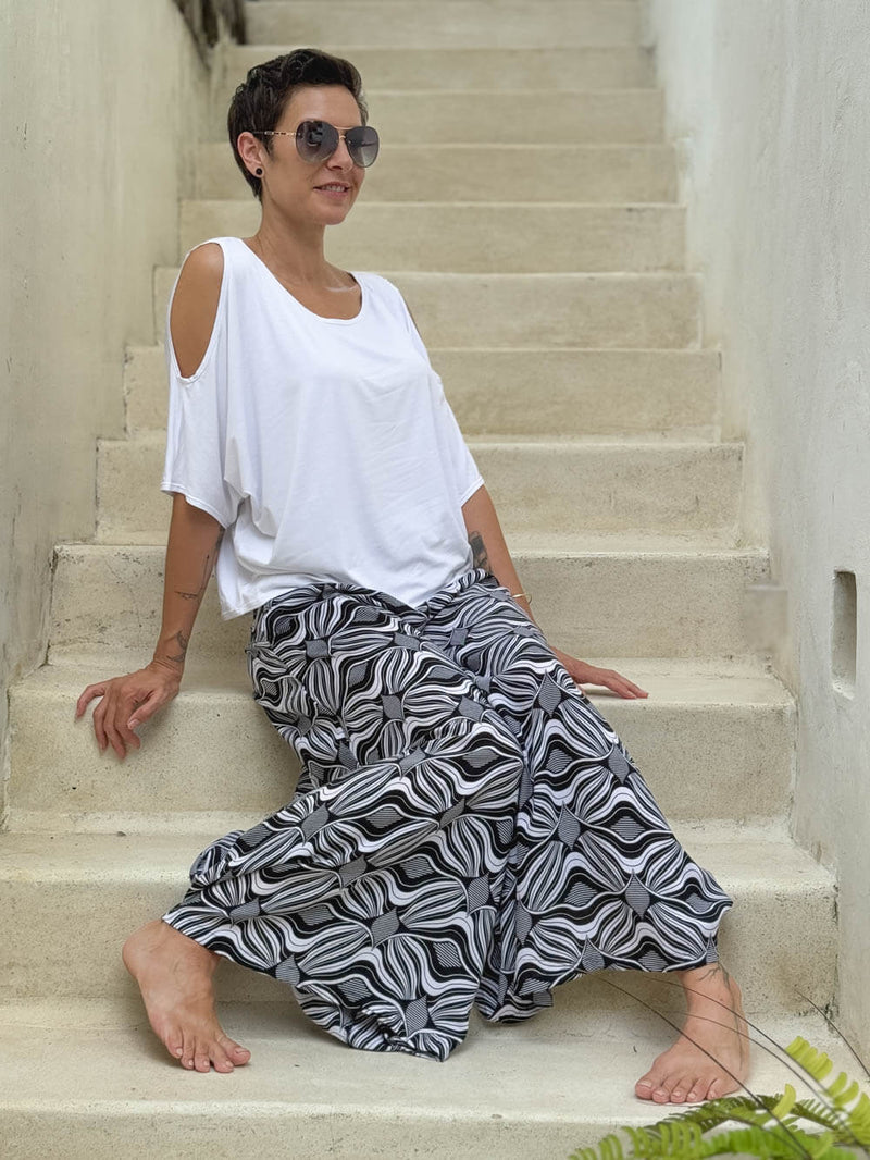 Geo Print Wide Leg Flow Pant