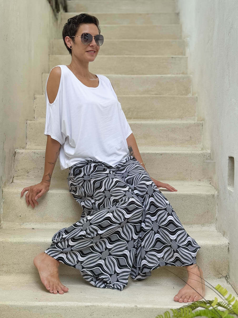 caraucci loose one size peekaboo shoulder short sleeve white top #color_white