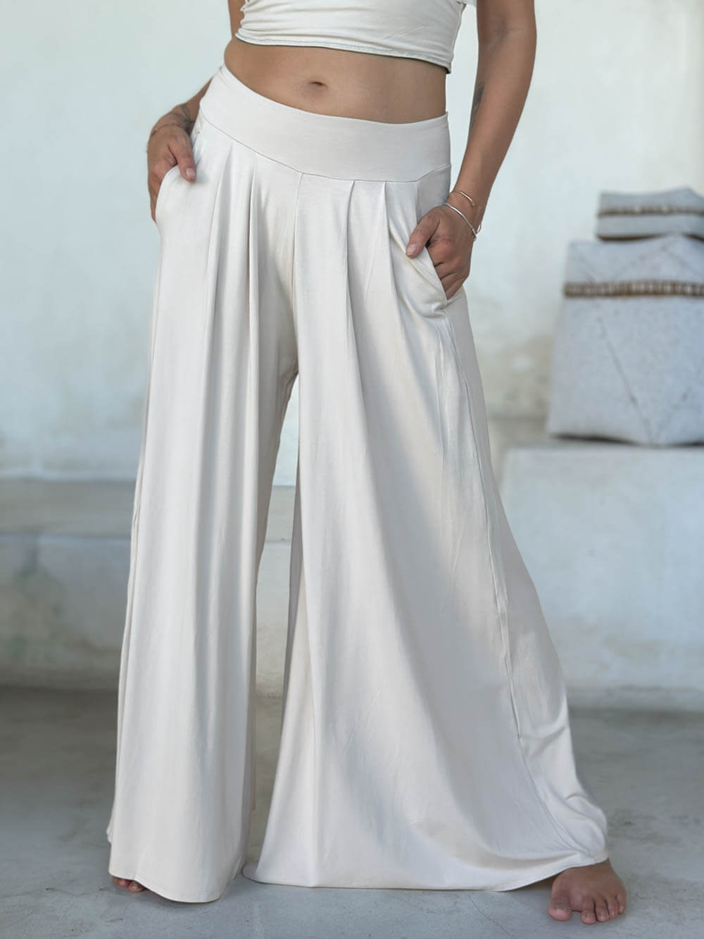 caraucci high waisted wide leg cream flare pants with side pockets #color_cream