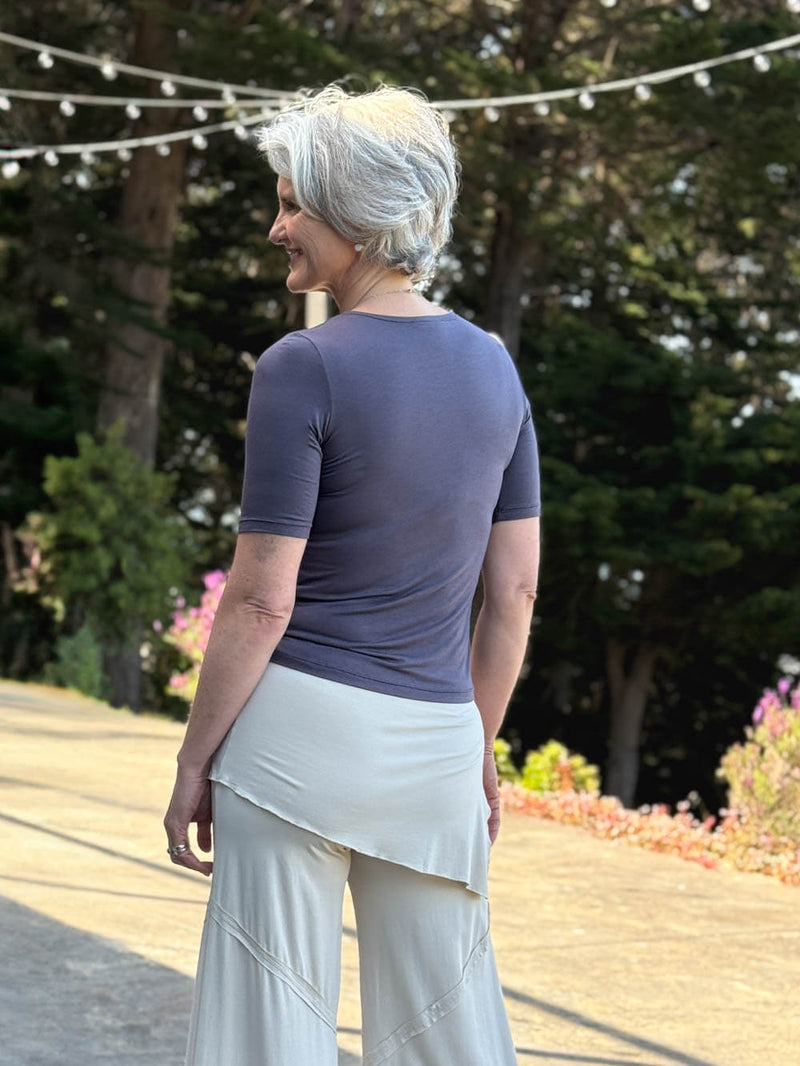 caraucci jersey round neck fitted short sleeve steel gray top back view #color_steel