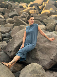 caraucci cotton pocket dress #color_carbon