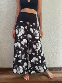 Black Ginkgo Ruched Pant