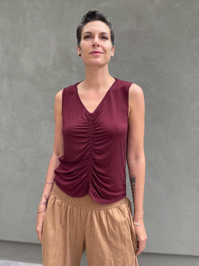 caraucci plant-based lightweight rayon jersey maroon reversible ruched tank top #color_wine