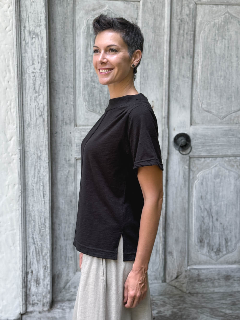 caraucci cotton black bateau tee with relaxed fit and folded neckline #color_black