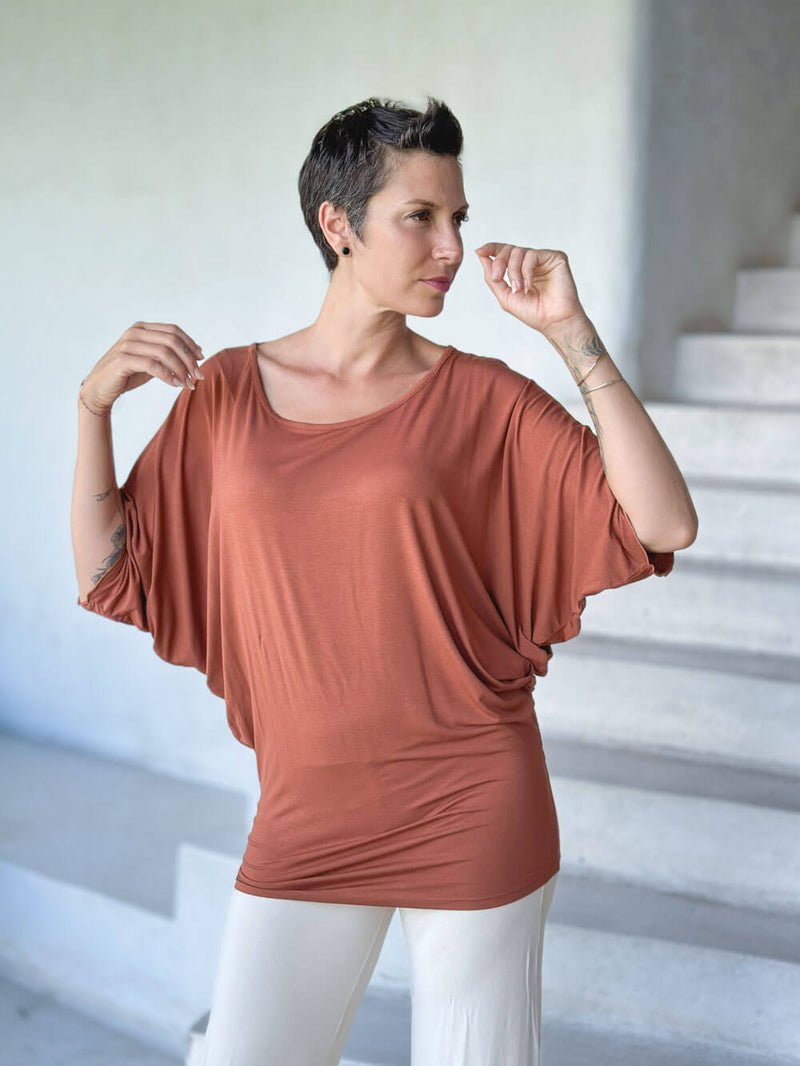 Shaping Scoop Sleeves Top with copper fabric