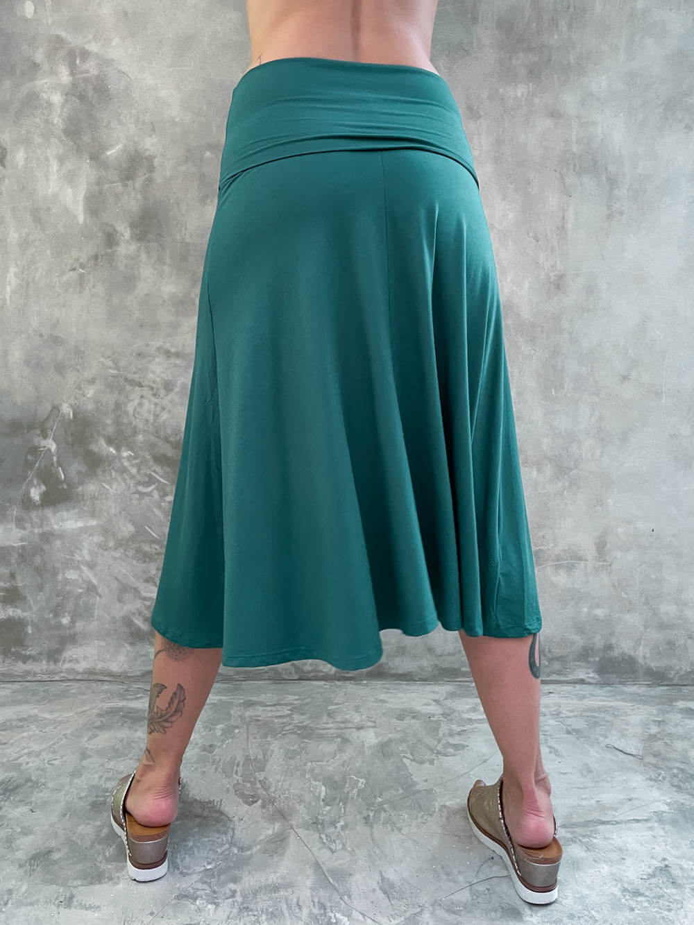 women's plant based rayon jersey stretchy jasper green midi skirt can also be worn as a dress #color_jasper