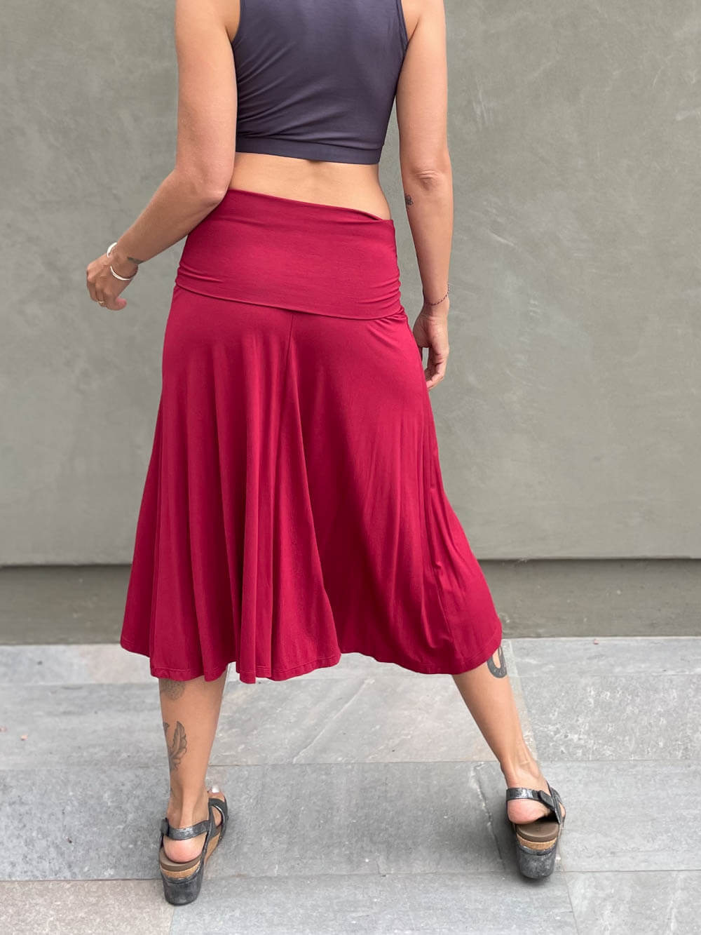 women's plant based rayon jersey stretchy scarlet red midi skirt #color_scarlet