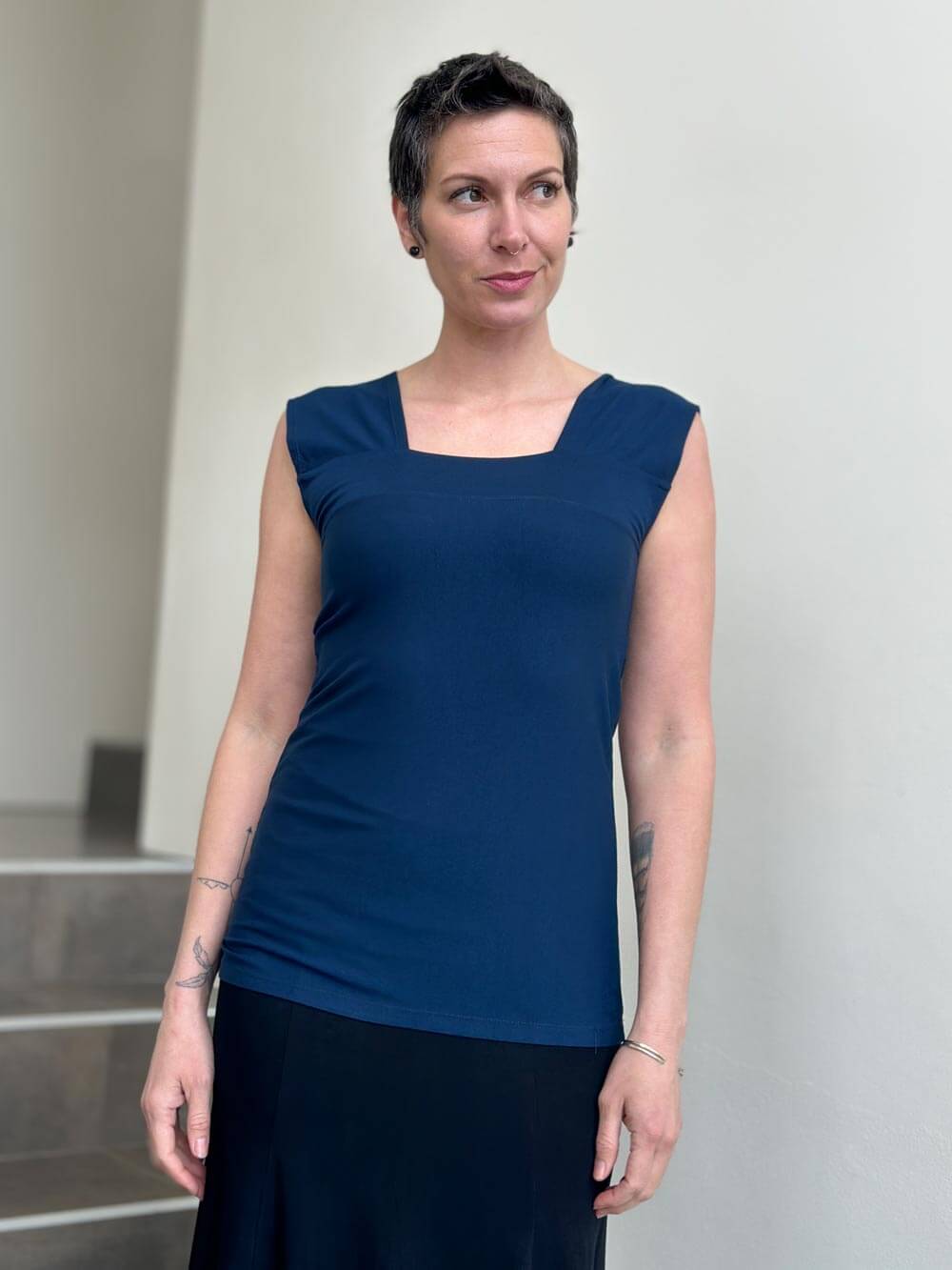 トップス SQUARE NECK LADY LIKE PLEATS TOP Addison Square Neck Top Blue | Garage