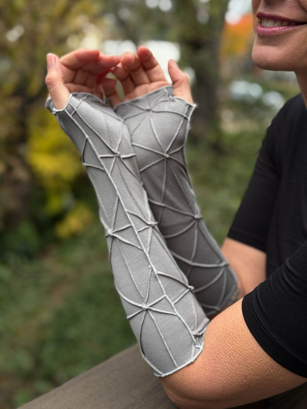women's plant based rayon jersey stretchy light grey textured fingerless gloves #color_stone