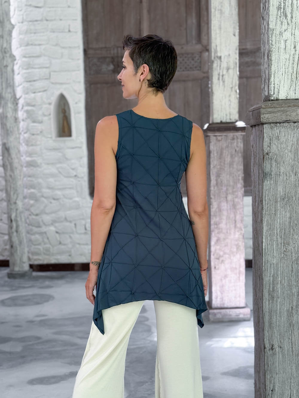 caraucci teal blue scoop neck texture detailed tunic with cream flare joy pants  #color_teal