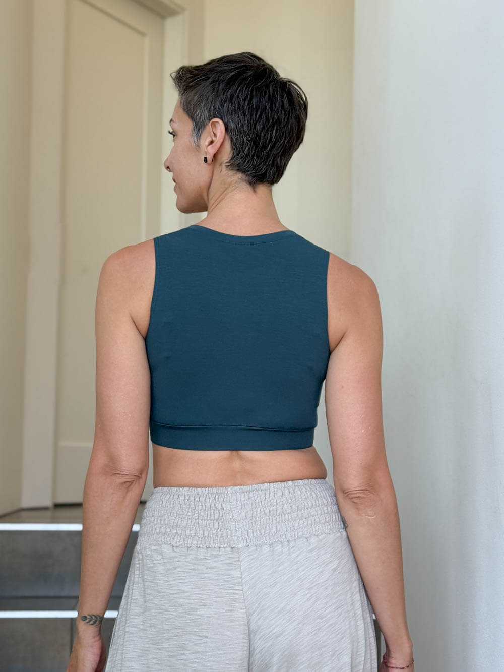 Twist Bra Top | Women's Cropped Jersey Top | CARAUCCI