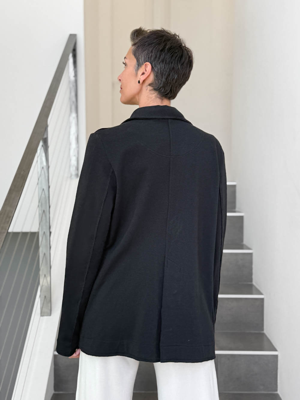 CARAUCCI Urban Lounge unstructured double-breasted black Bamboo Fleece jacket back side #color_black