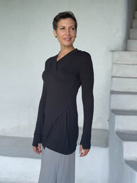 caraucci v-neck long sleeve black tunic with thumbholes #color_black