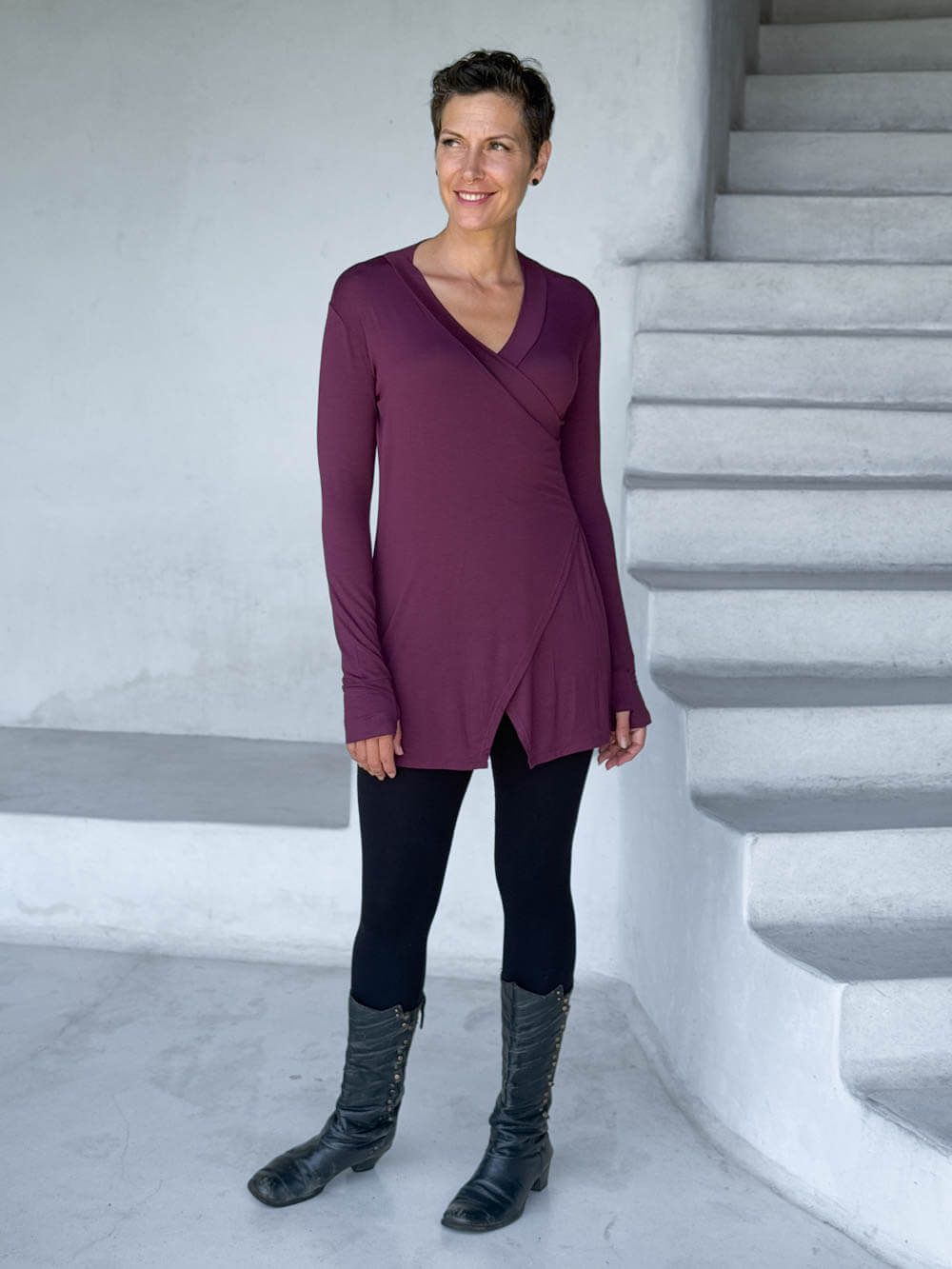 caraucci v-neck long sleeve purple tunic with thumbholes #color_jam
