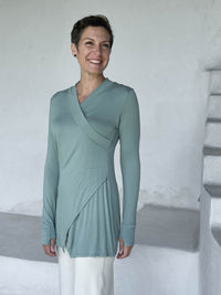 caraucci v-neck long sleeve sage green tunic with thumbholes #color_moss
