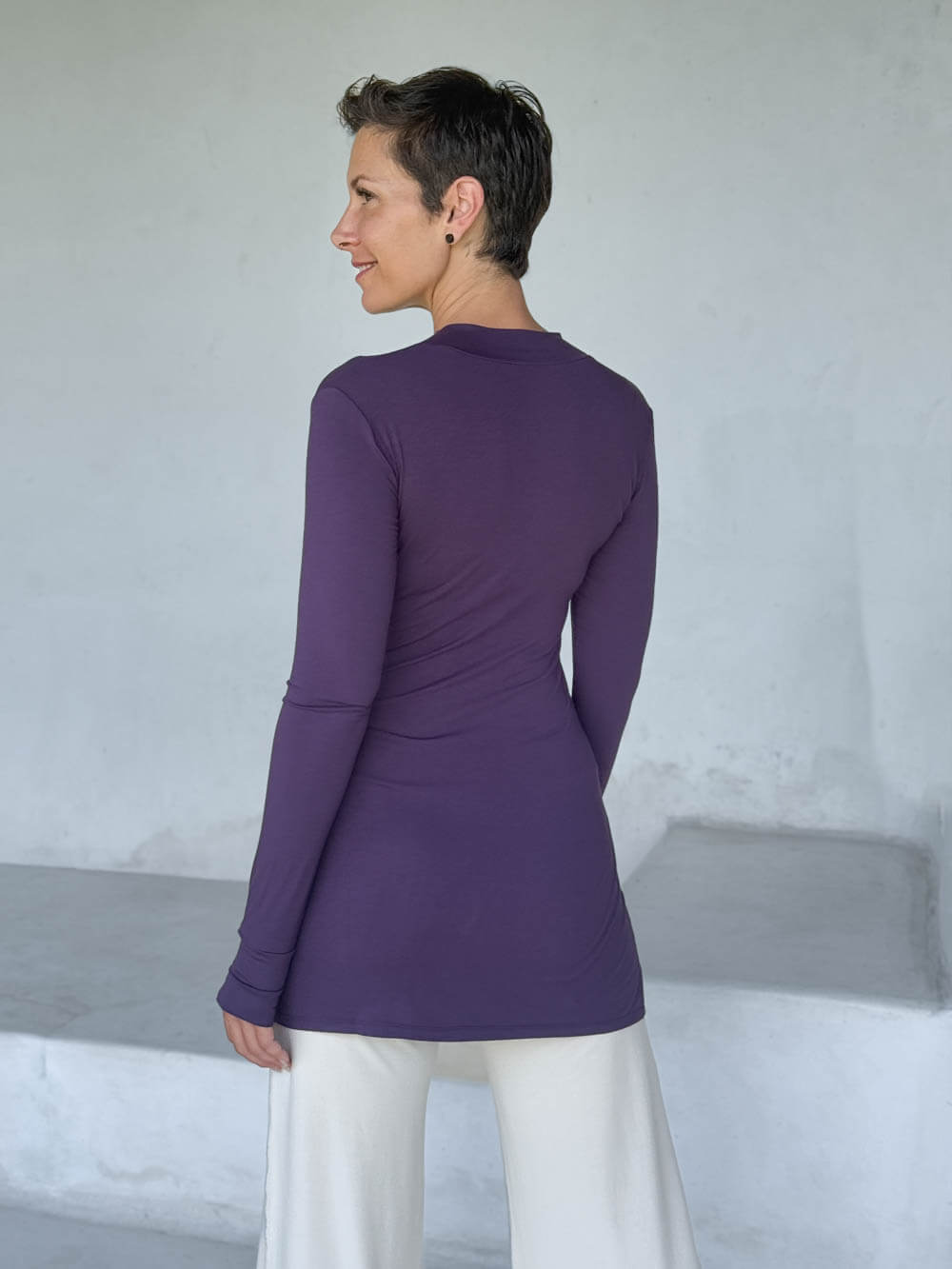 caraucci v-neck long sleeve purple tunic with thumbholes #color_plum