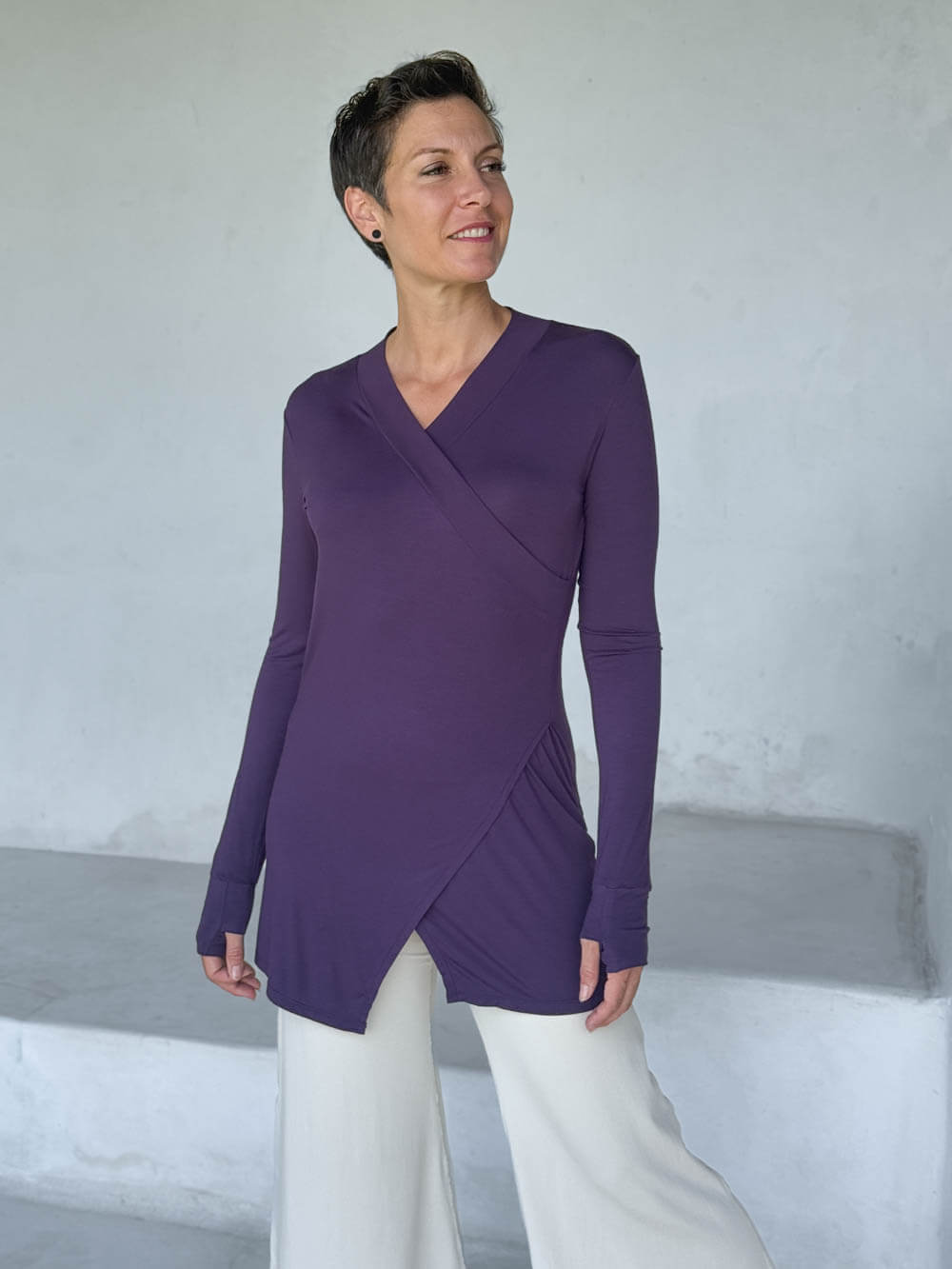 caraucci v-neck long sleeve purple tunic with thumbholes #color_plum
