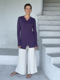 caraucci v-neck long sleeve purple tunic with thumbholes #color_plum