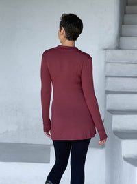 caraucci v-neck long sleeve maroon tunic with thumbholes #color_wine