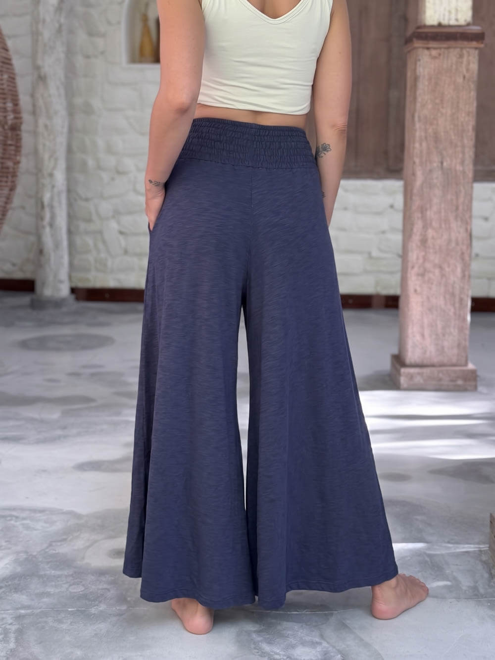 caraucci cotton smocked waist midnight blue wide leg flow pants #color_midnight