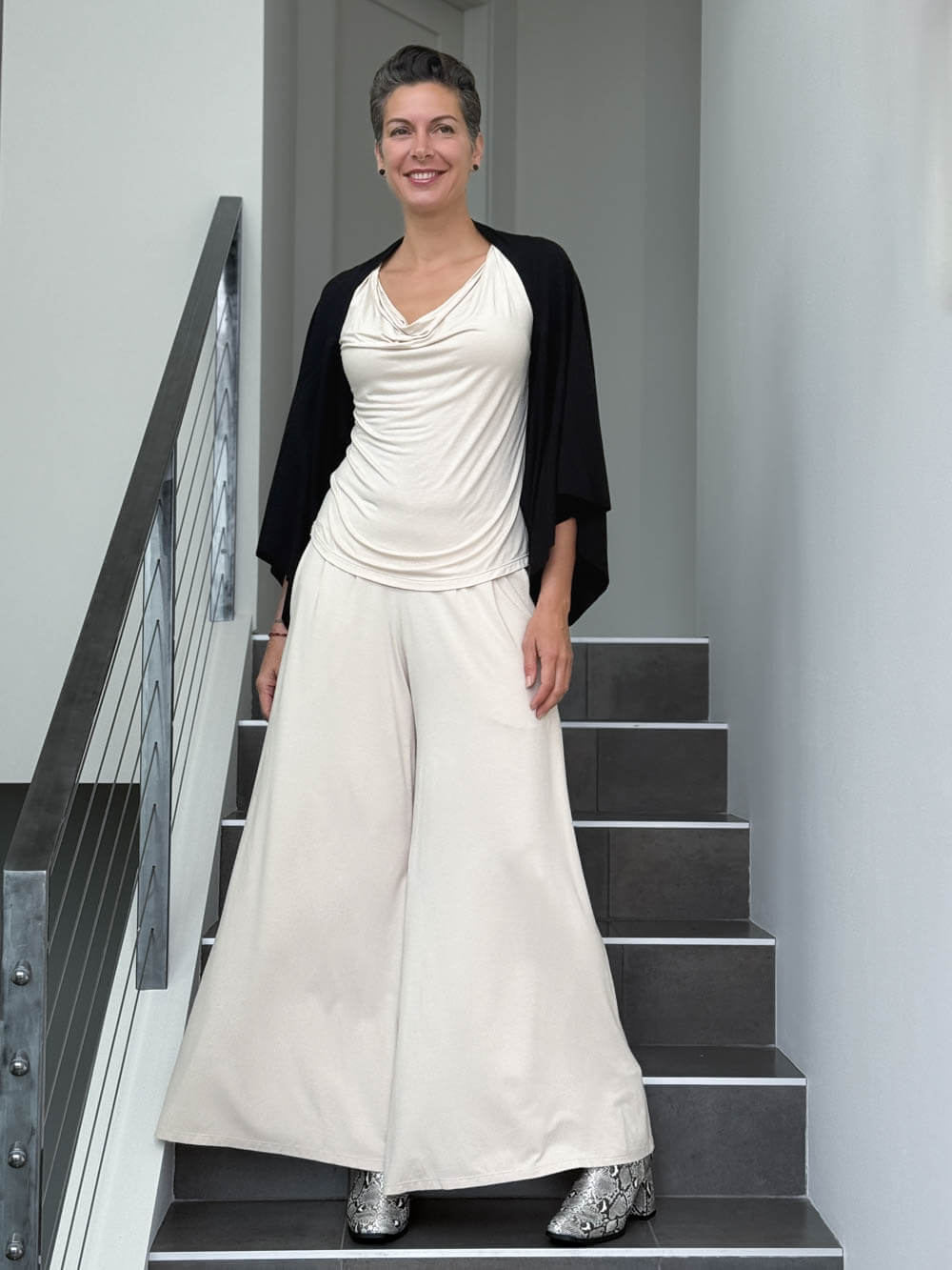 caraucci high waisted wide leg cream flare pants with side pockets #color_cream