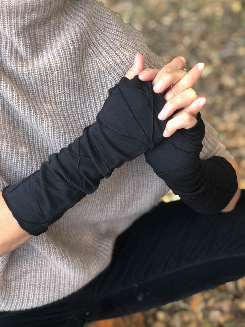 women's plant based rayon jersey stretchy black textured fingerless gloves #color_black