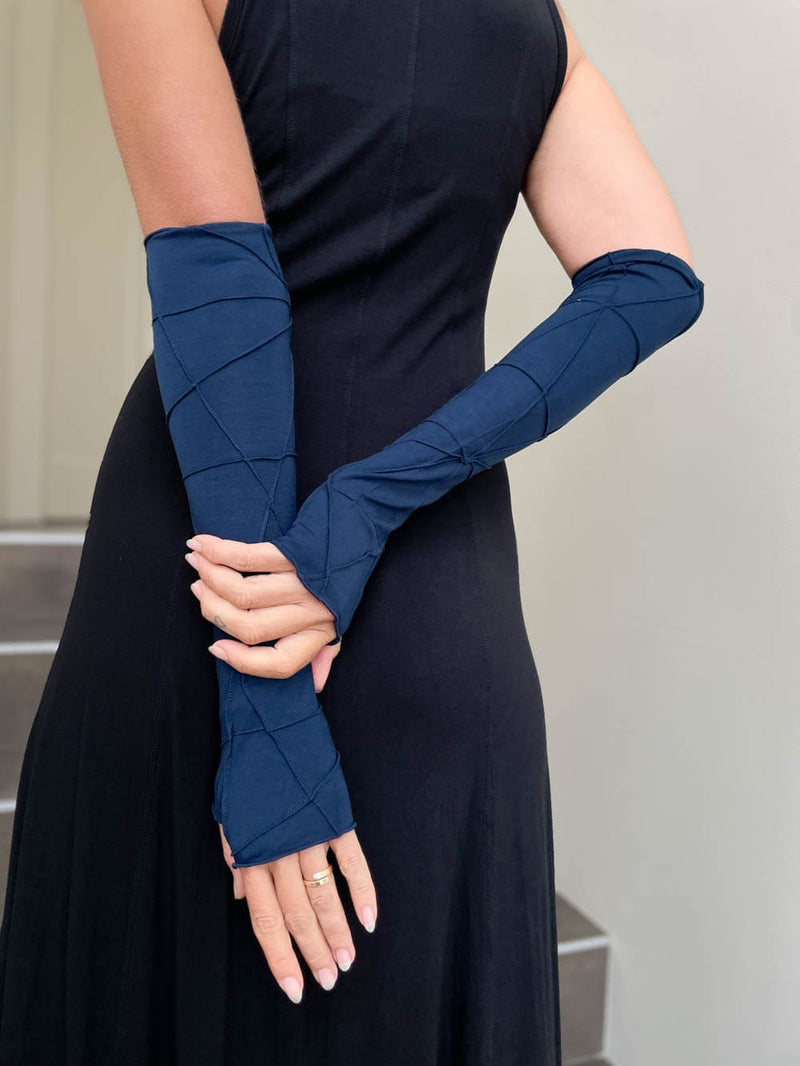 women's plant based rayon jersey stretchy opera length navy blue textured fingerless gloves #color_navy