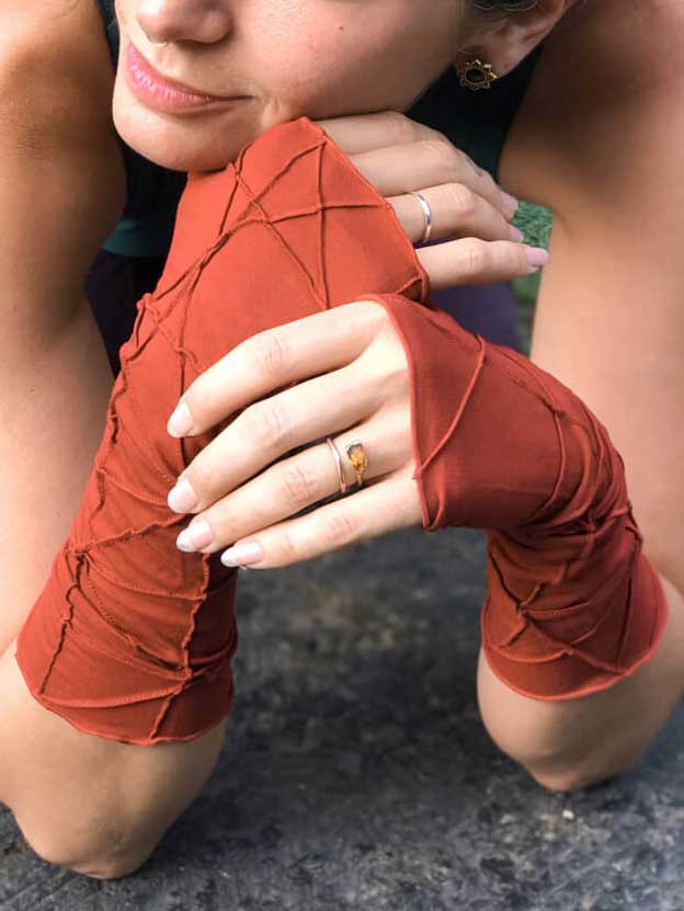 women's plant based rayon jersey stretchy copper color textured fingerless gloves #color_clay