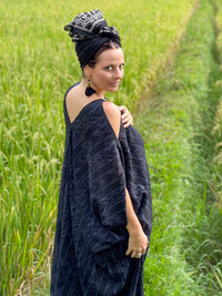 caraucci loose oversized black and grey print rayon chiffon draped open shoulder kaftan #color_black-ikat