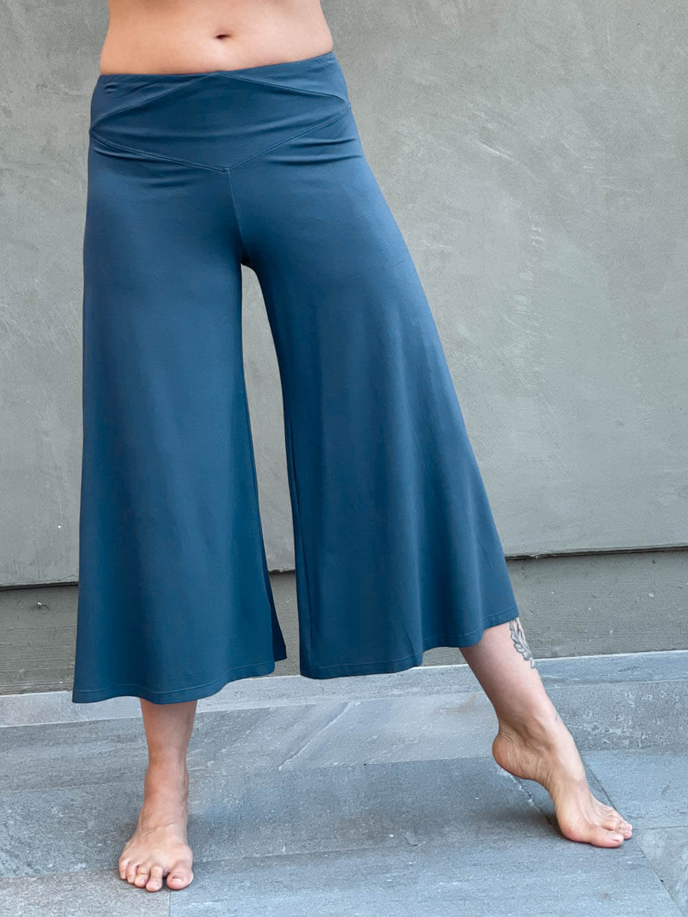 caraucci women's plant-based rayon jersey cropped teal blue wide leg pants #color_teal