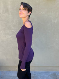 women's plant based stretchy rayon jersey long sleeve peekaboo shoulder purple top with thumbholes #color_plum