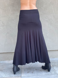 women's plant based rayon jersey stretchy black hourglass convertible maxi skirt and dress #color_black