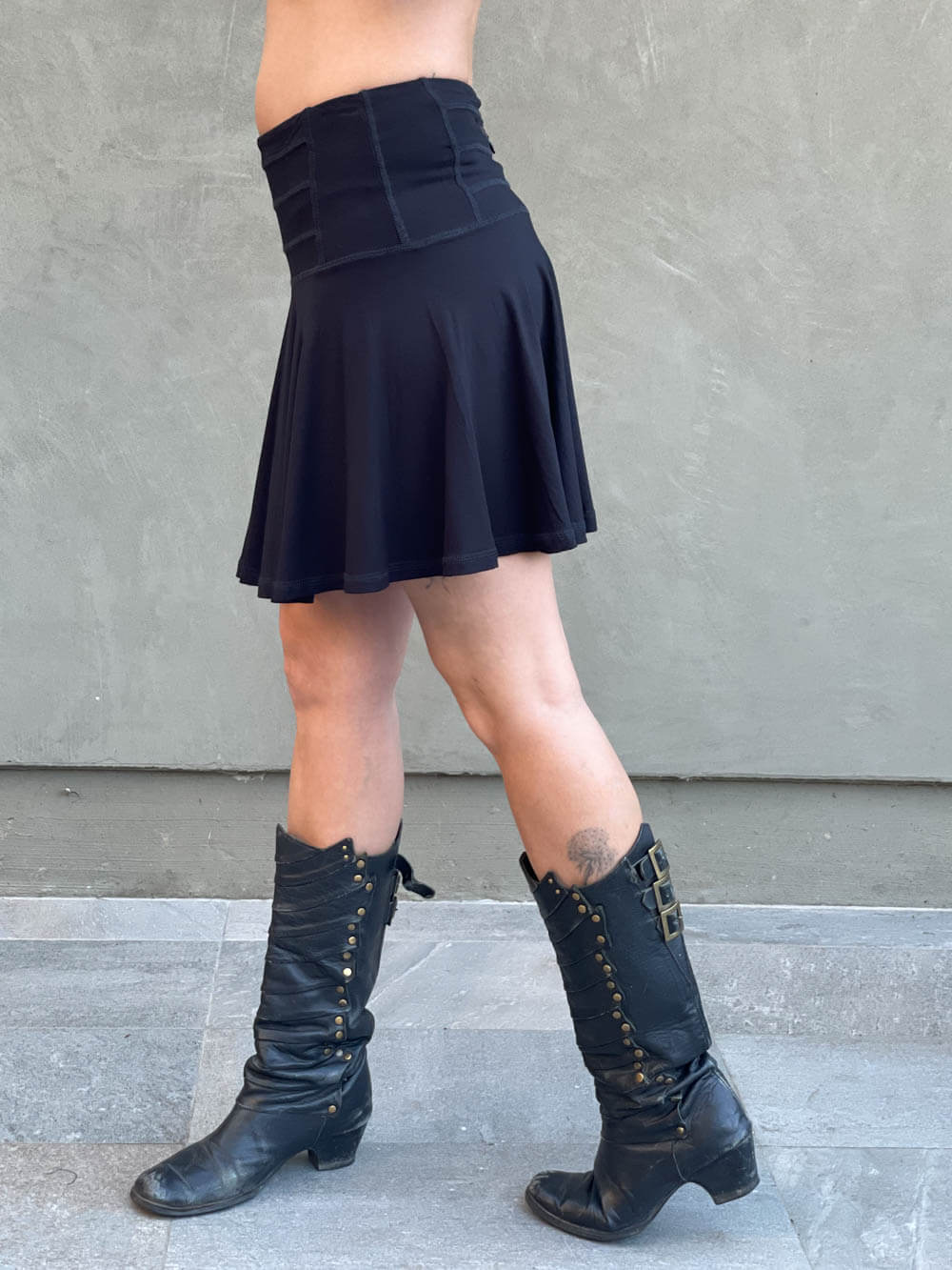 Woo Skirt | Women's High Waisted Above-the-Knee Skirt – CARAUCCI