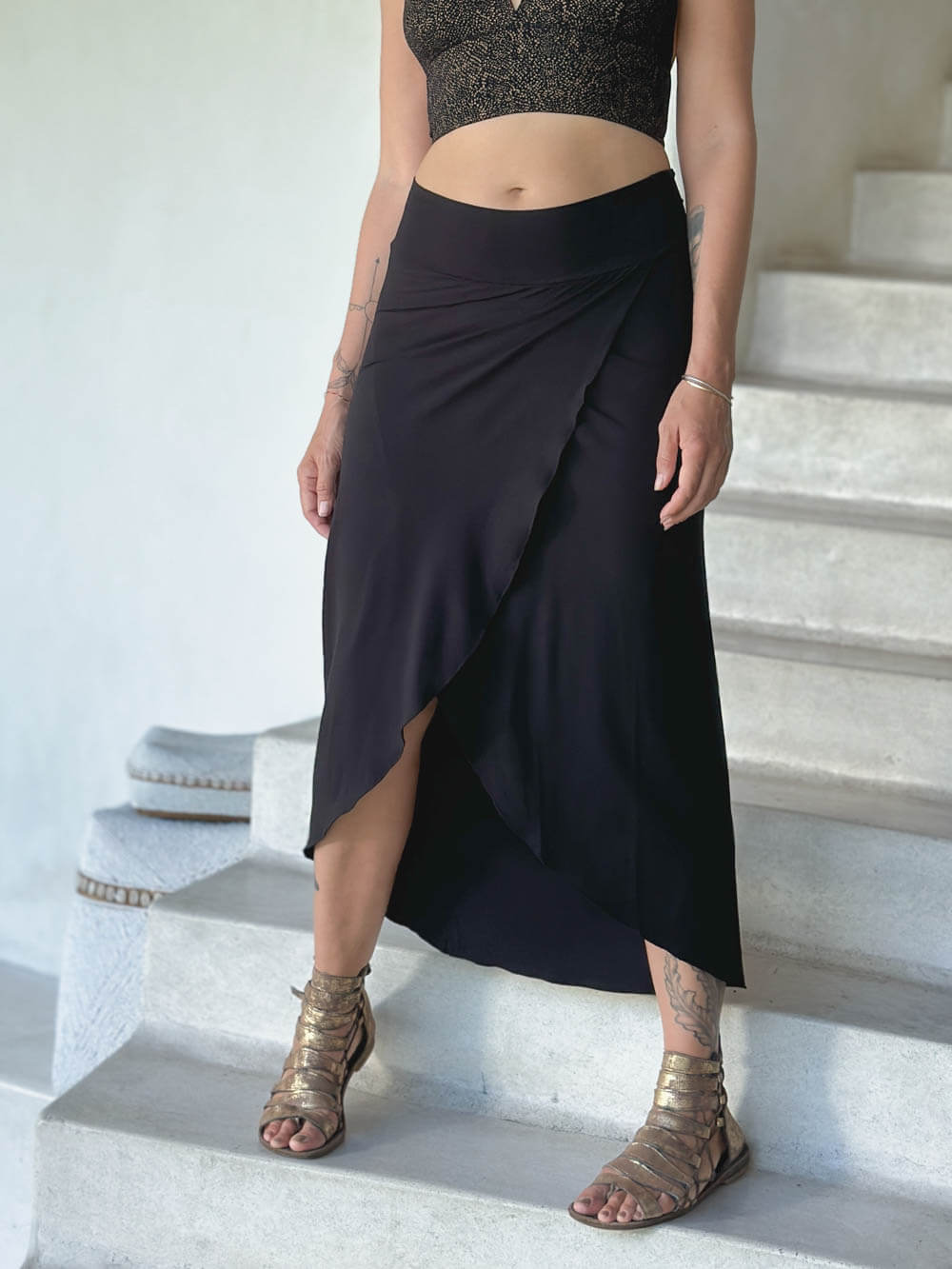caraucci black tube slit skirt #color_black