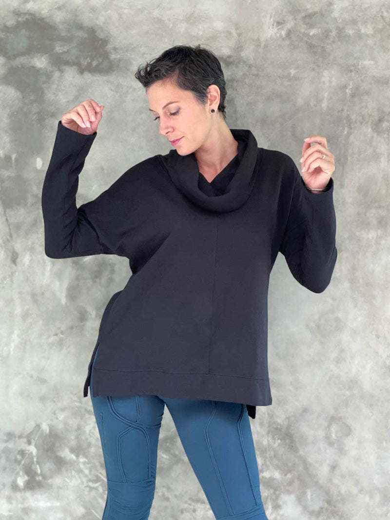 https://caraucci.com/cdn/shop/products/caraucci-tops-bamboo-fleece-loose-pullover-sweatshirt-2_800x.jpg?v=1672355889
