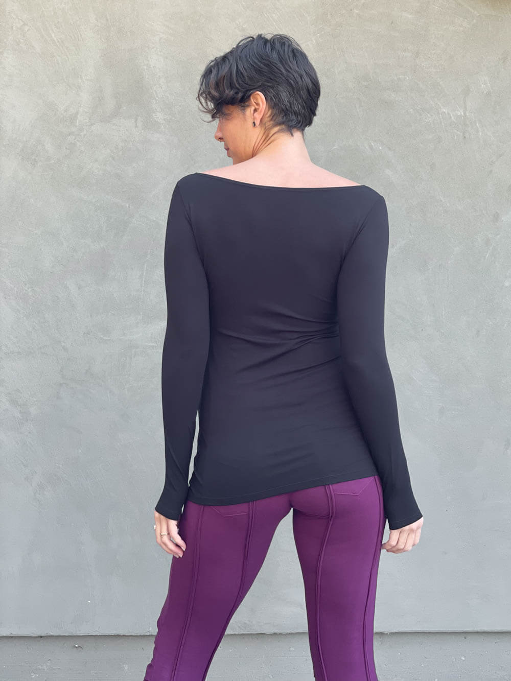 Long Sleeve Boatneck Top | Women's Fitted Tops – CARAUCCI