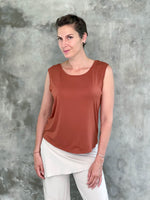 caraucci plant-based lightweight rayon jersey rust reversible ruched tank top #color_copper