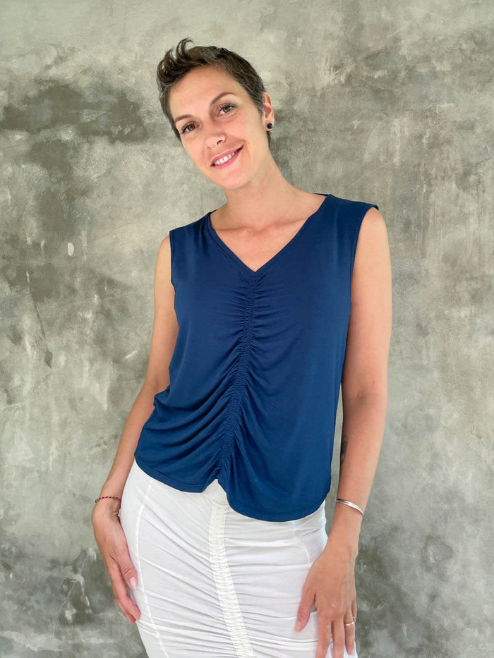 caraucci plant-based lightweight rayon jersey navy blue reversible ruched tank top #color_navy