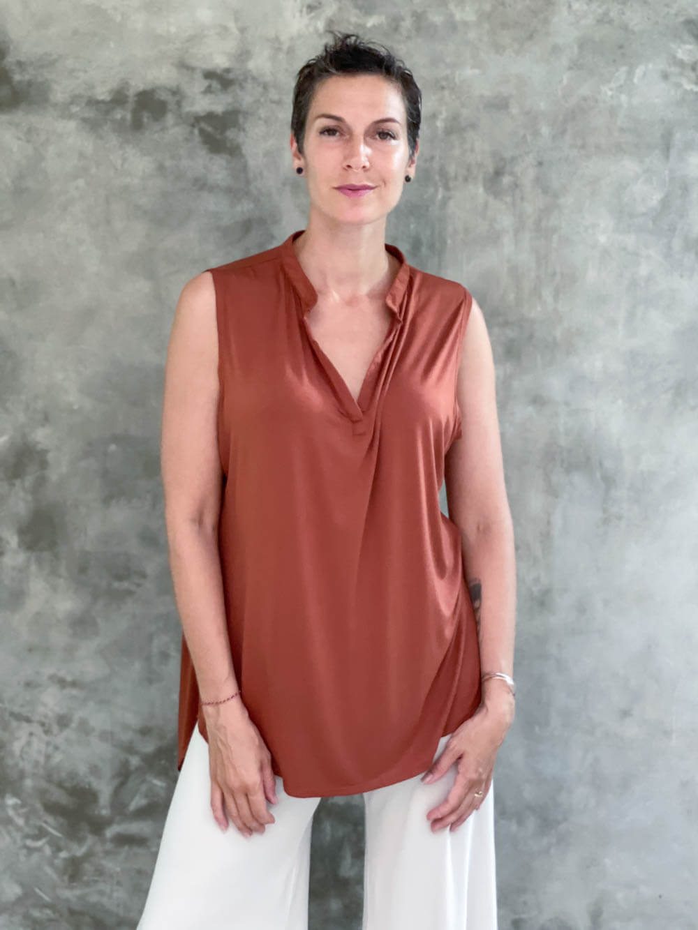 caraucci plant-based soft rayon jersey burnt orange sleeveless loose fit kurta style tunic #color_copper