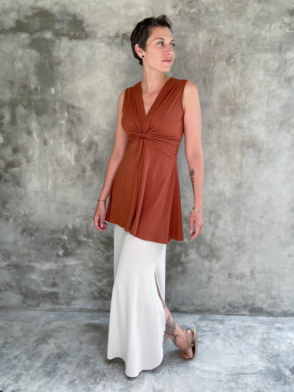 women's plant based stretchy rayon jersey v-neck twist front wide band copper burnt orange sleeveless tunic #color_copper