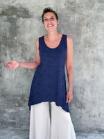 caraucci women's plant-based textured scoop neck rayon jersey tunic or dress #color_navy